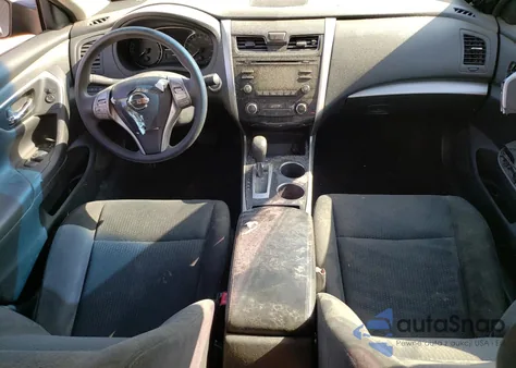 2015 Nissan Altima 2.5 z USA, uszkodzony, nr VIN 1N4AL3AP5FN902671